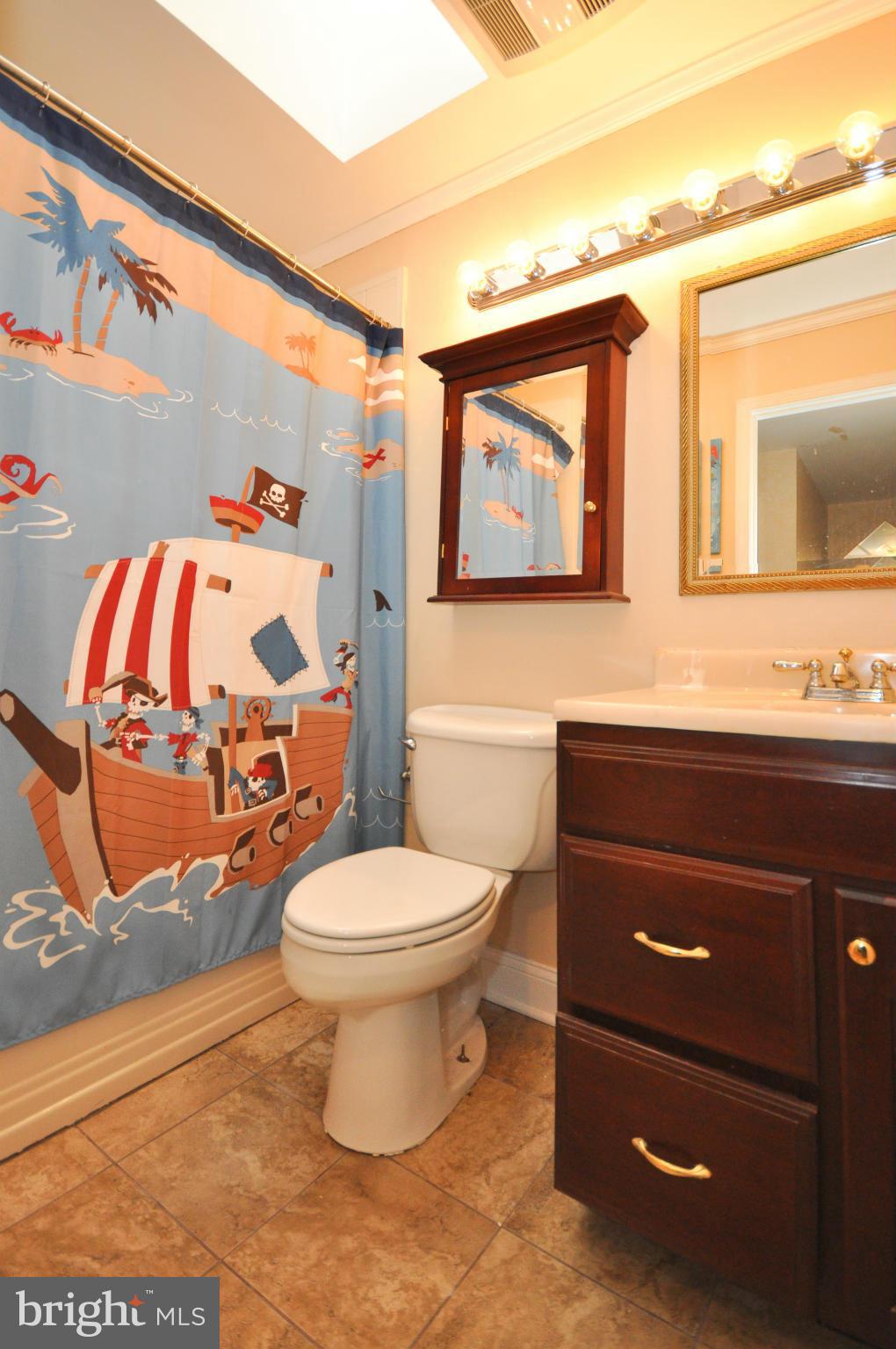 9210 Ramblebrook Road Baltimore, MD 21236 - Photo 21 of 25 Bath