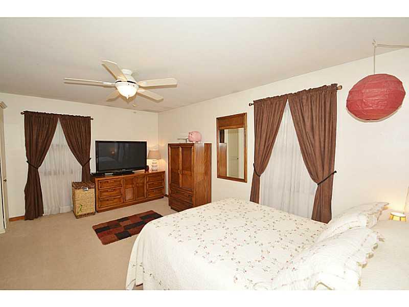 10346 Ruckle Street Indianapolis, IN 46280 - Photo 14 of 24 Gallery Image 14