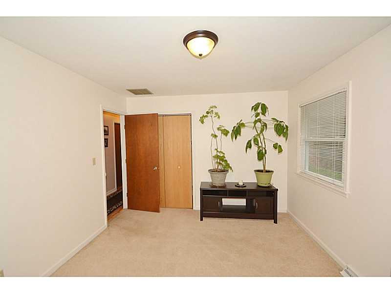 10346 Ruckle Street Indianapolis, IN 46280 - Photo 19 of 24 Gallery Image 19