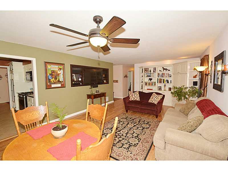 10346 Ruckle Street Indianapolis, IN 46280 - Photo 6 of 24 Gallery Image 6
