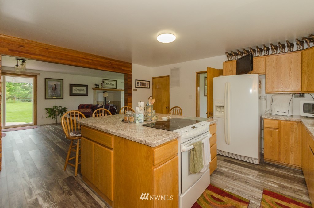 150 Walter Road Winlock, WA 98596 - Photo 6 of 25