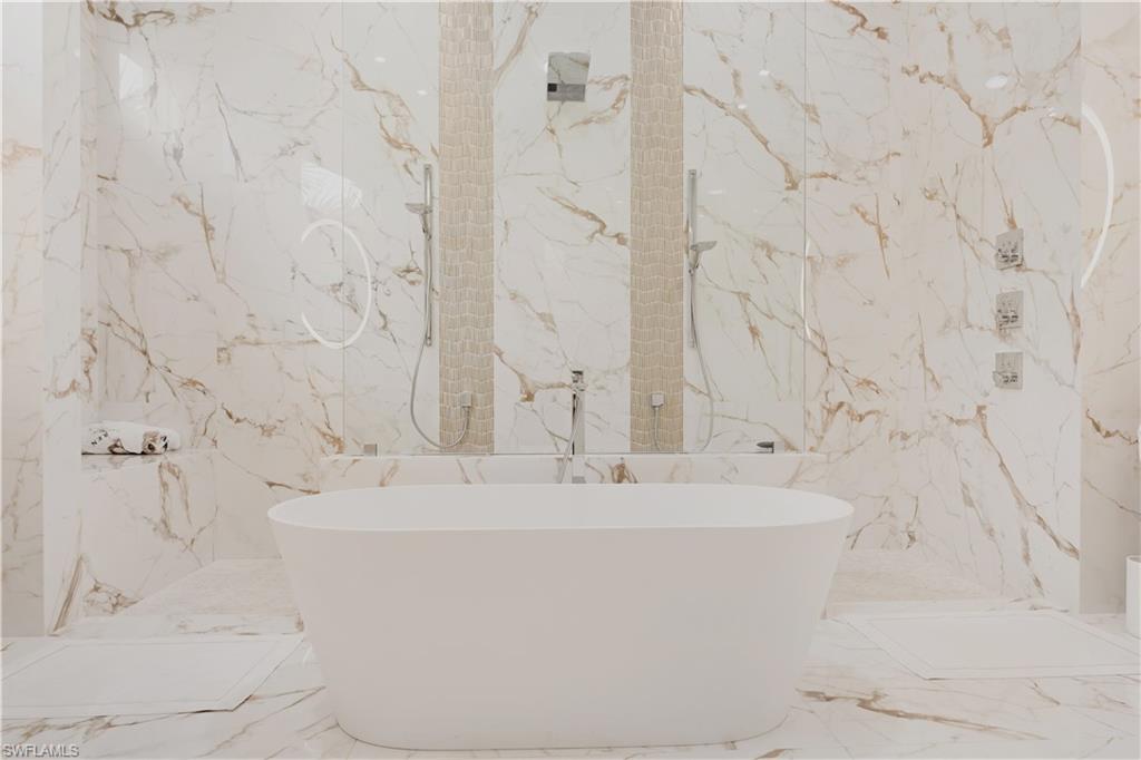 2485 Crayton Road Naples, FL 34103 - Photo 14 of 33