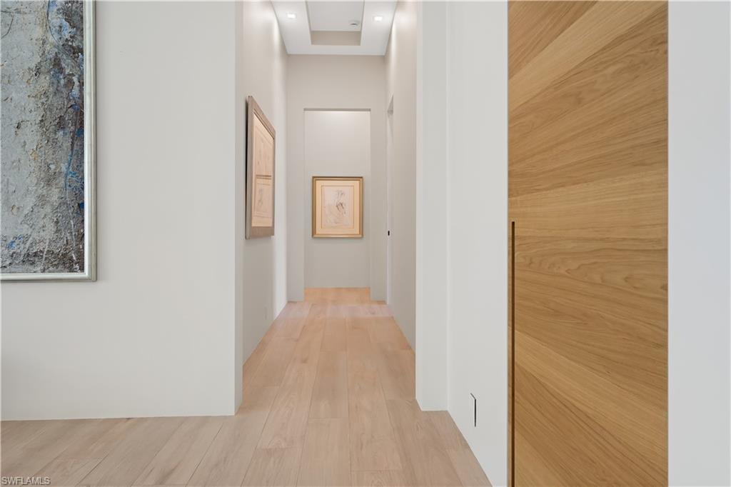 2485 Crayton Road Naples, FL 34103 - Photo 9 of 33