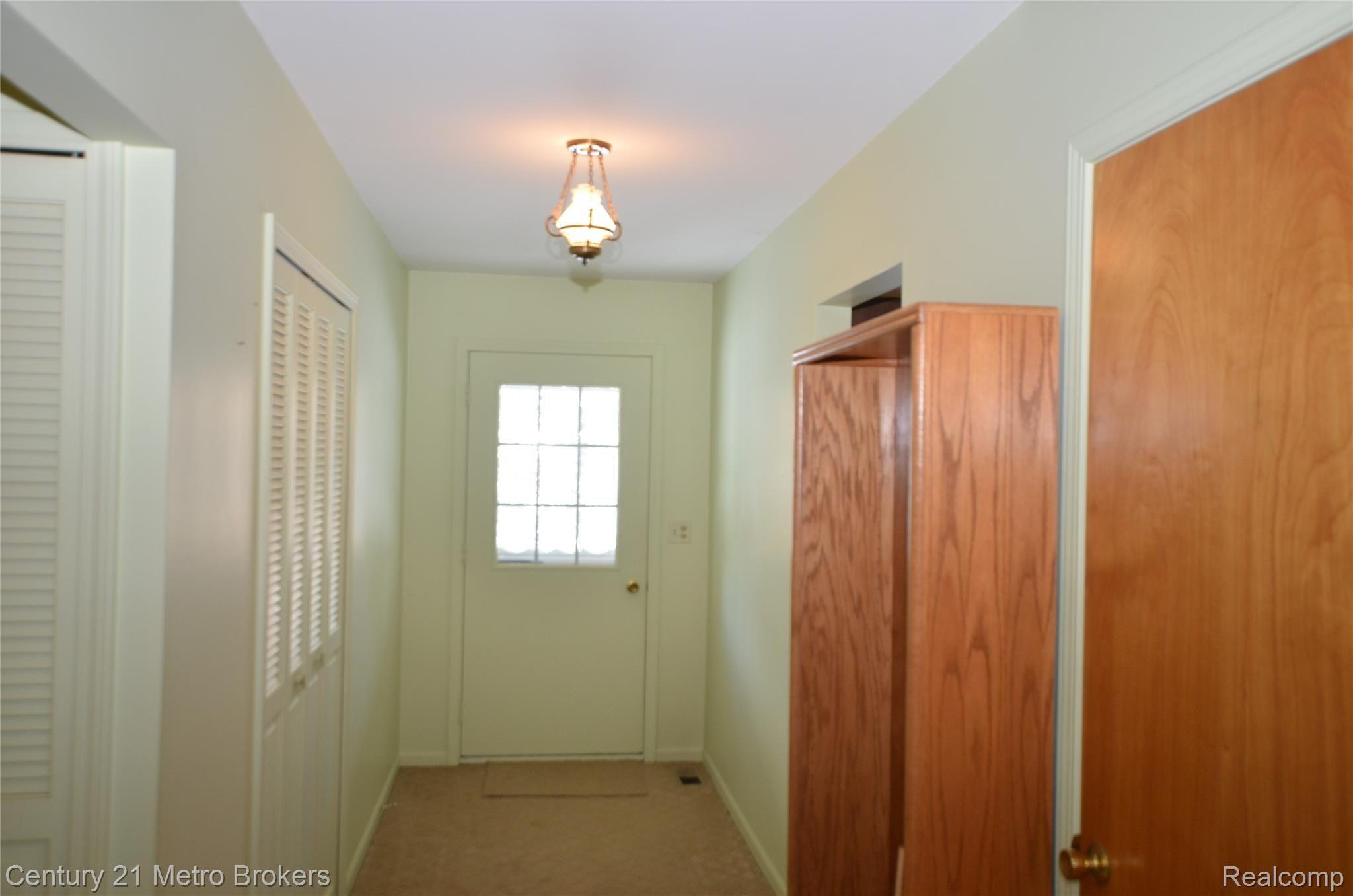 12601 Holtforth Road Fenton, MI 48430 - Photo 25 of 25 DSC_0529.JPG