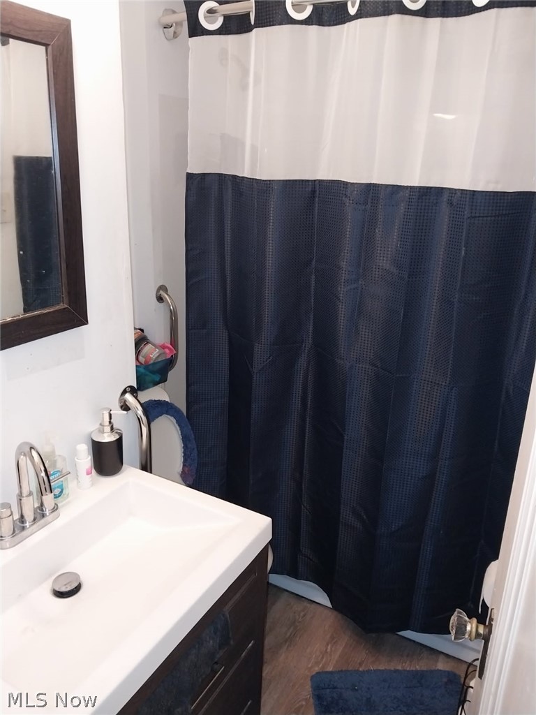 1747 Catalpa Road Cleveland, OH 44112 - Photo 9 of 16