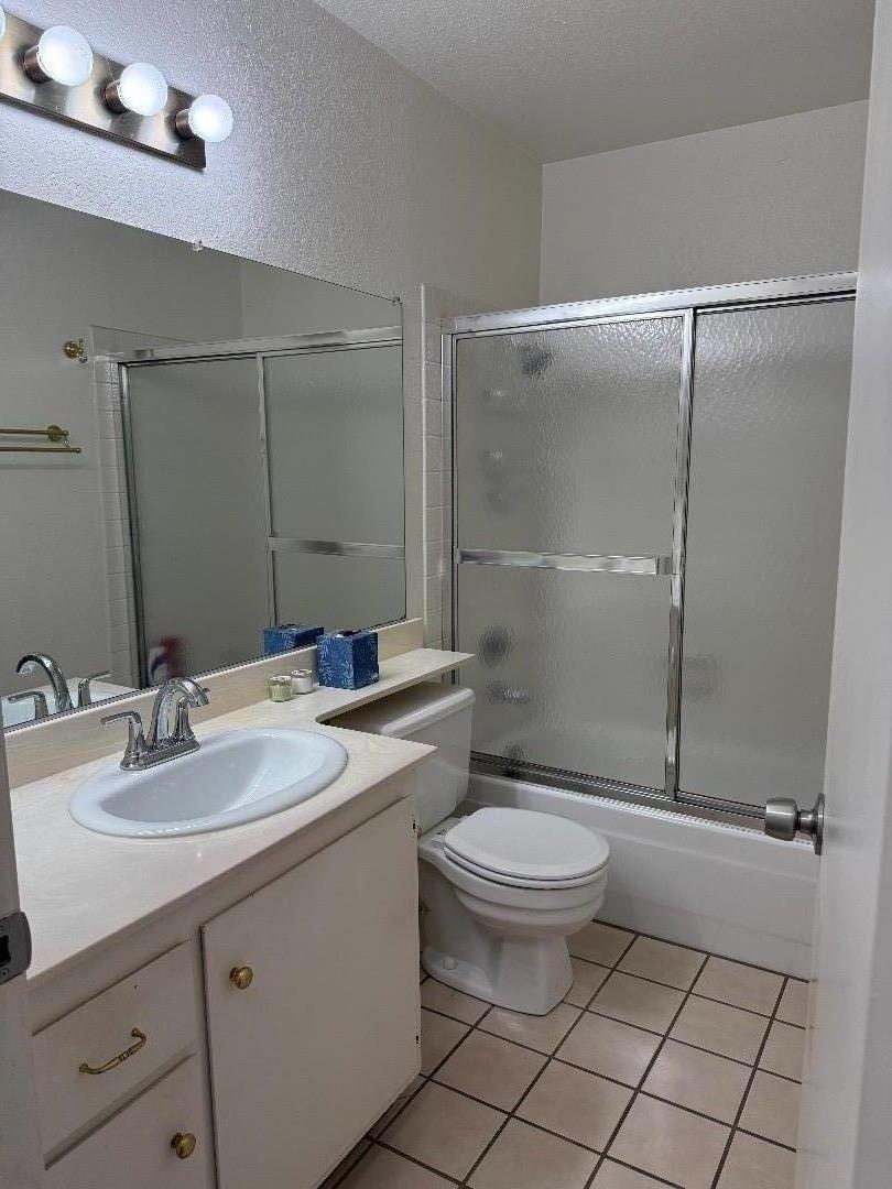 2007 Cedar Ridge Drive Stockton, CA 95207 - Photo 8 of 14 Gallery Image 8