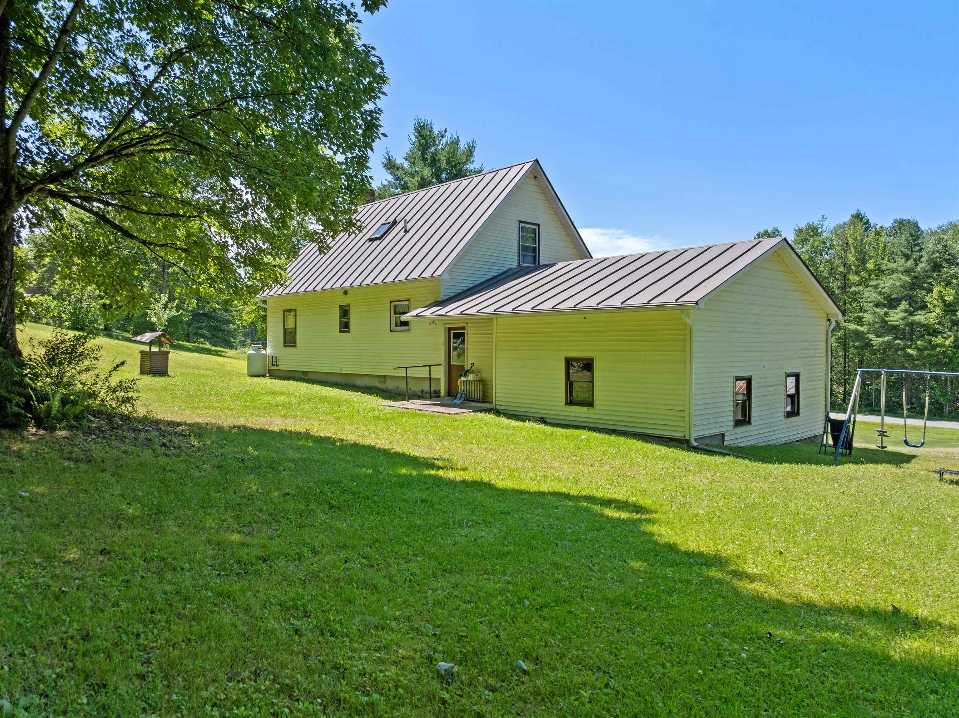 46 Pine Hill Road Monroe, NH 03771 - Photo 4 of 42