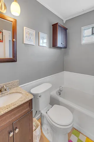 $189,000 | 957 Macarthur Drive, Manitowoc, WI 54220