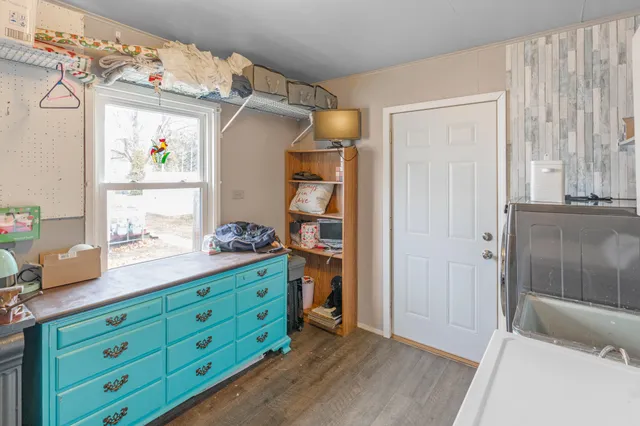 $189,000 | 957 Macarthur Drive, Manitowoc, WI 54220