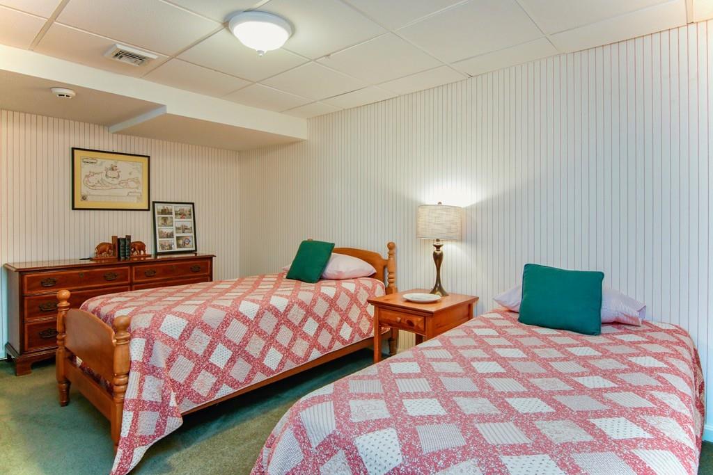 309 Ardsley Road Longmeadow, MA 01106 - Photo 27 of 32