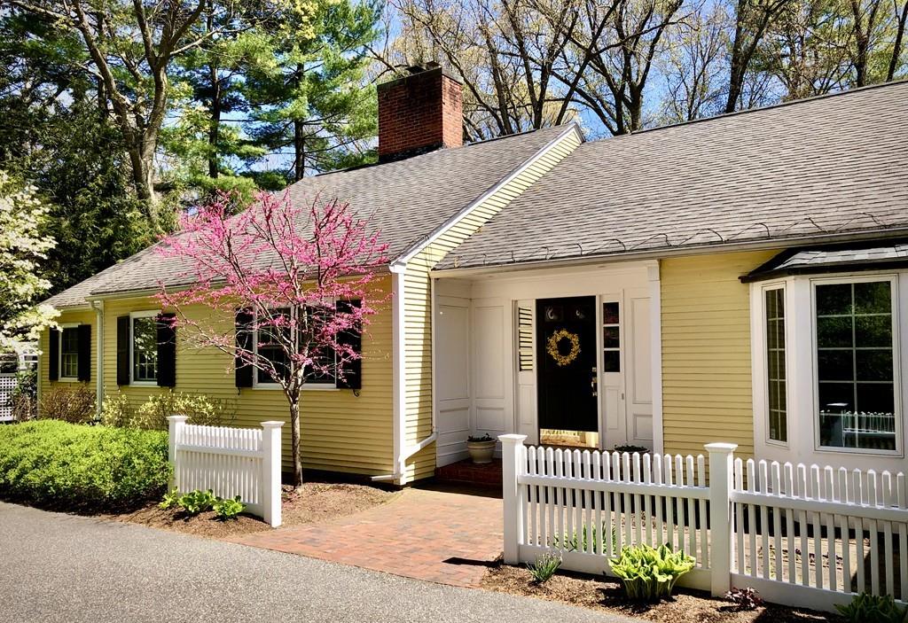 309 Ardsley Road Longmeadow, MA 01106 - Photo 4 of 32