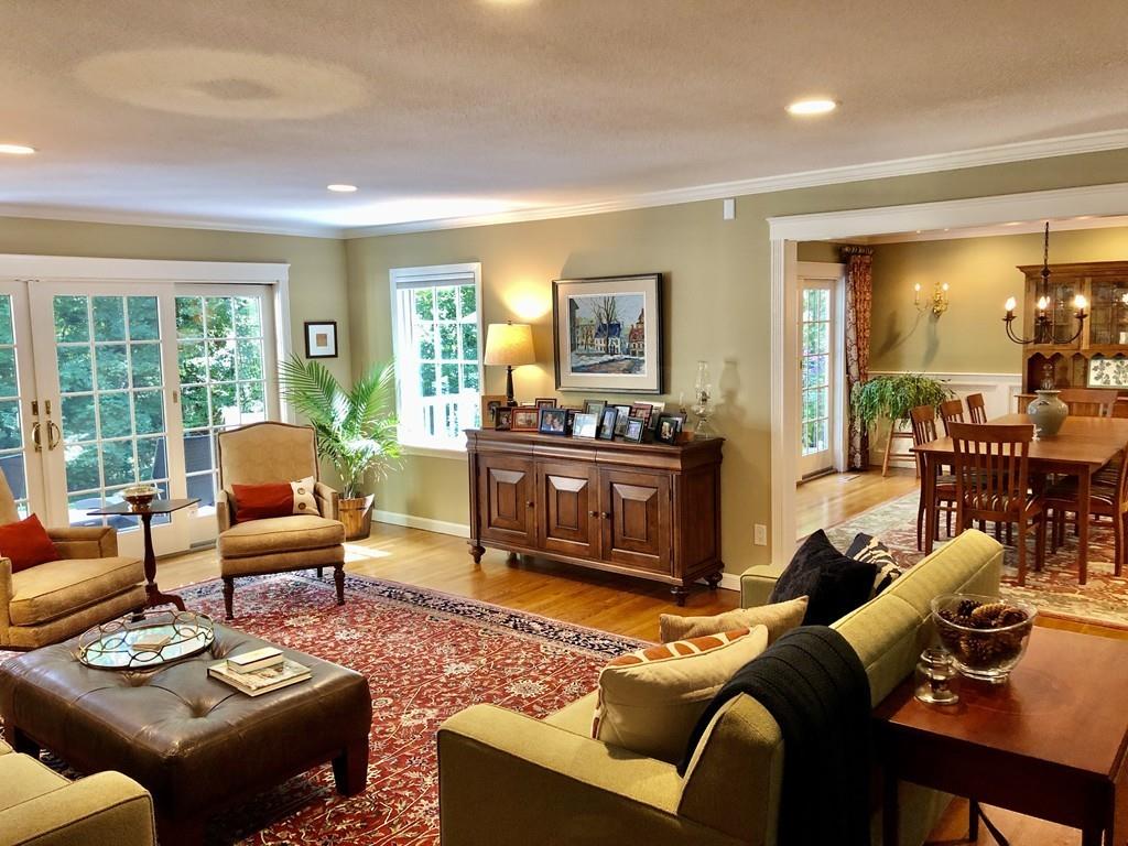 309 Ardsley Road Longmeadow, MA 01106 - Photo 7 of 32