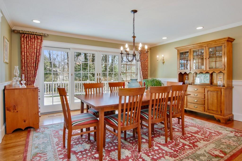 309 Ardsley Road Longmeadow, MA 01106 - Photo 10 of 32