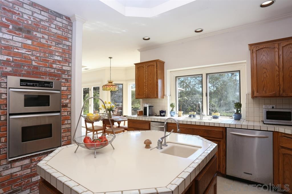 6191 Rancho Diegueno Road Del Mar, CA 92014 - Photo 9 of 25