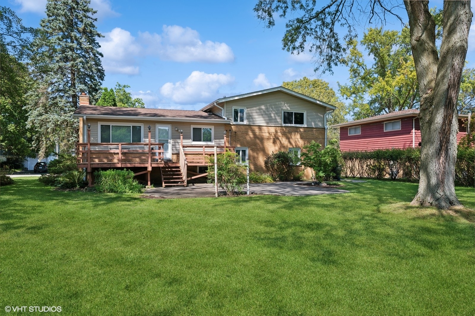 1655 Pear Tree Road Deerfield, IL 60015 - Photo 12 of 17 Gallery Image 12