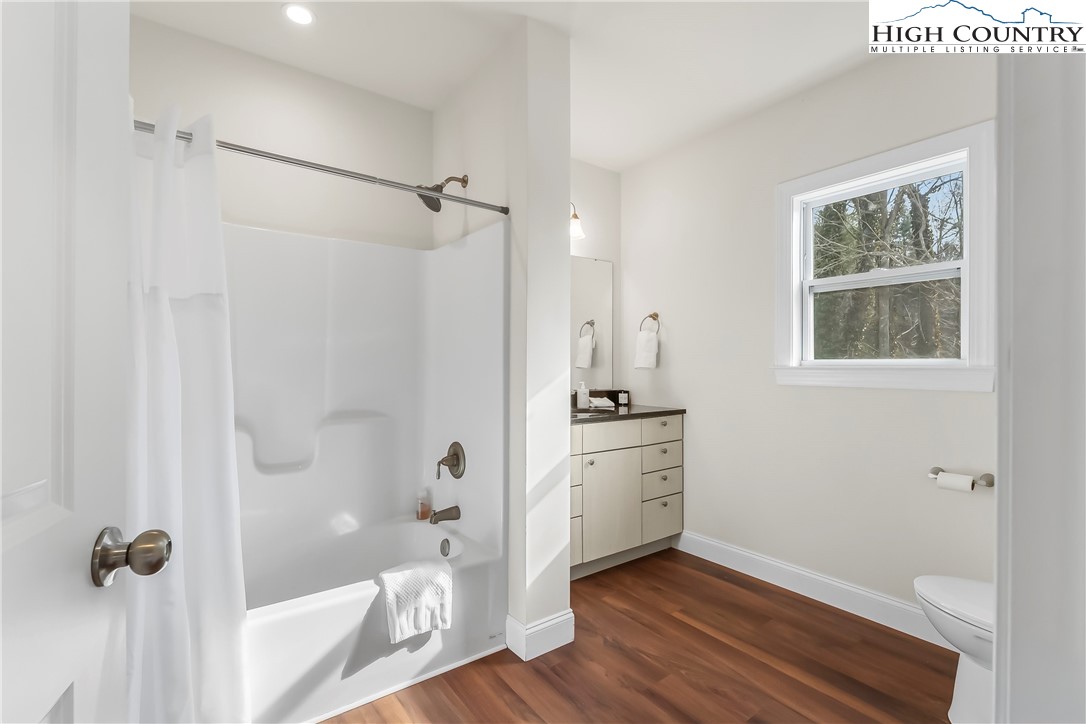 262 Old Bristol Road Boone, NC 28607 - Photo 25 of 38