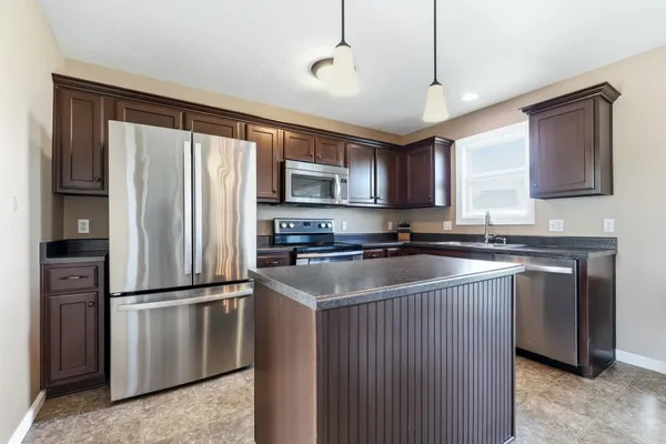 $299,900 | 13810 Hamilton Meadows Lane, Fort Wayne, IN 46814