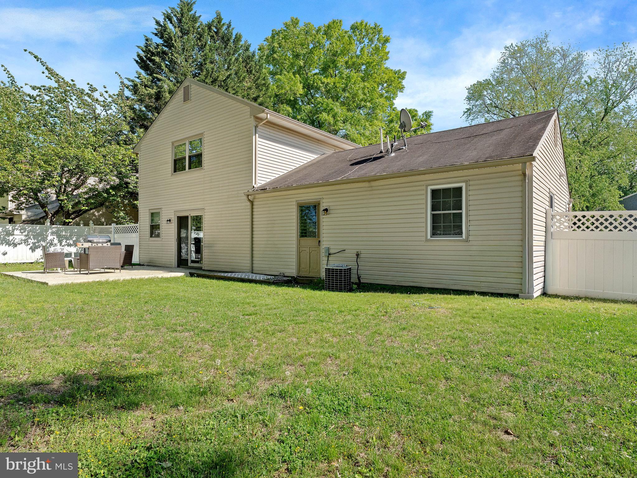 122 Abbey Road Voorhees, NJ 08043 - Photo 30 of 36 Gallery Image 30