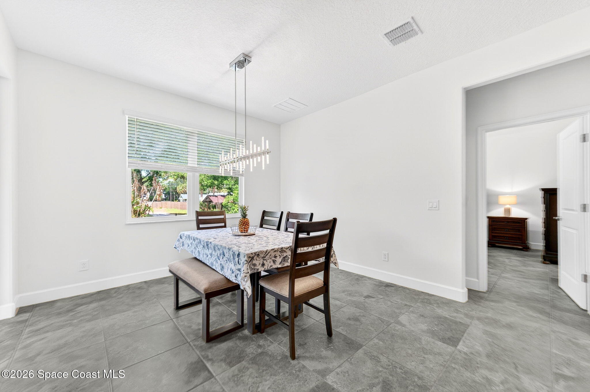 317 Northwest Valencia Road Melbourne, FL 32904 - Photo 22 of 47 26-web-or-mls-DSC_3848 (2)