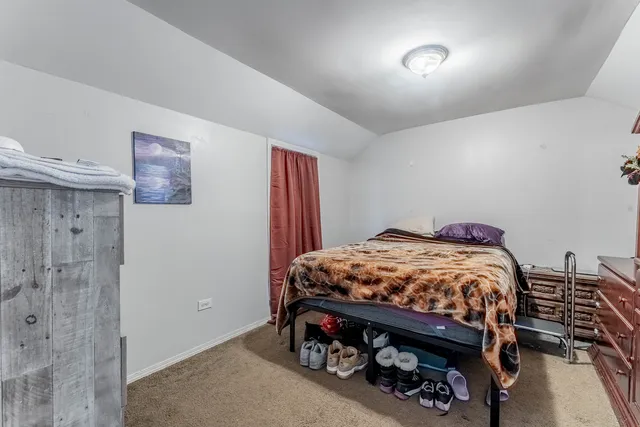 $310,000 | 131 North Gifford Street, Elgin, IL 60120