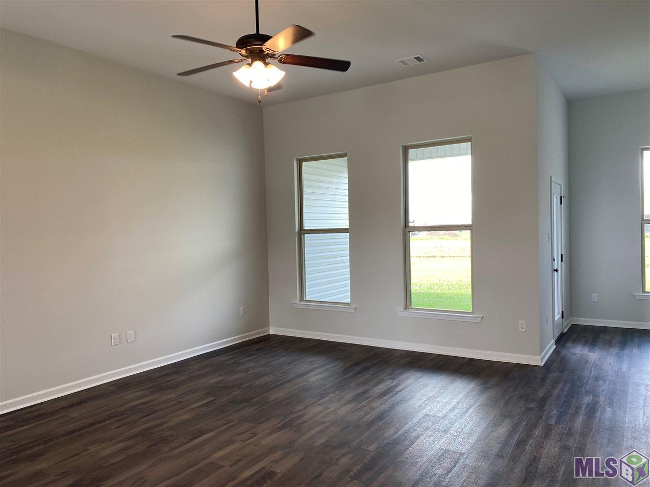 219 Shadow Pointe Road Thibodaux, LA 70301 - Photo 2 of 6 Gallery Image 2