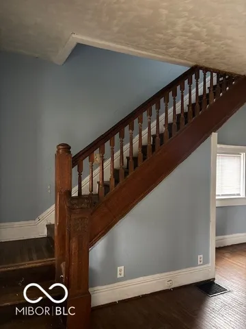 $72,000 | 1001 South B Street, Elwood, IN 46036