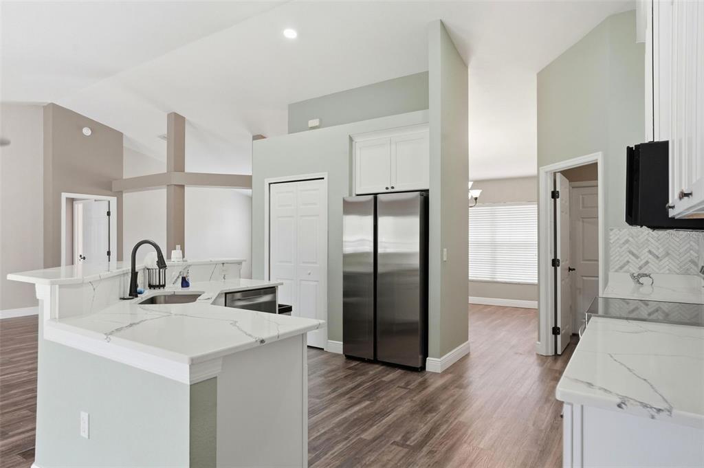 10487 Bradford Street Spring Hill, FL 34608 - Photo 4 of 67