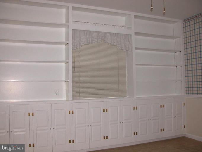 200 East Tazewell Road Sterling, VA 20164 - Photo 10 of 22 Bedroom #1