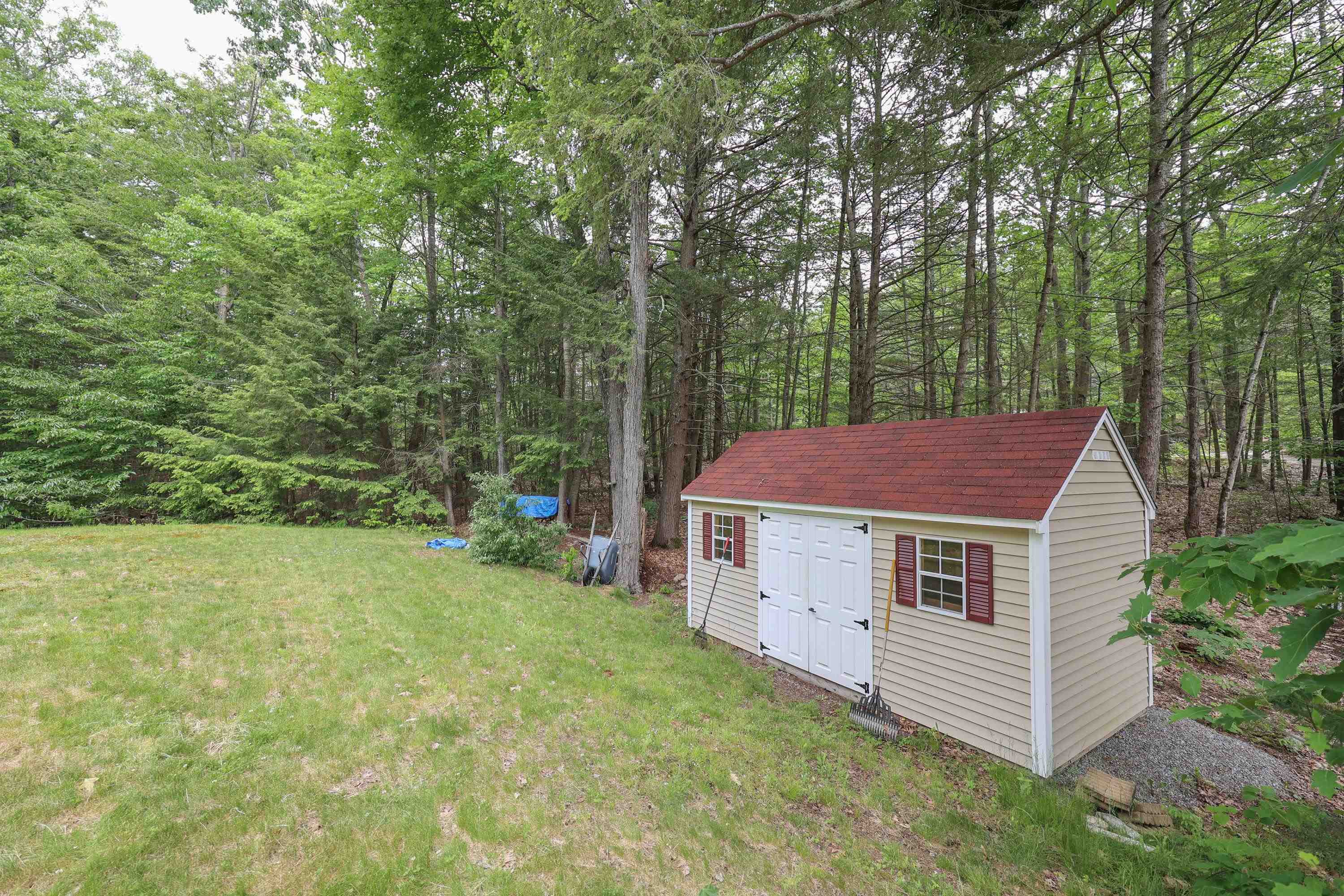 286 Bedford Road New Boston, NH 03070 - Photo 36 of 38