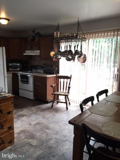 551 B Carsonville Road Halifax, PA 17032 - Photo 7 of 45 #Halifax #17032 #kitchen