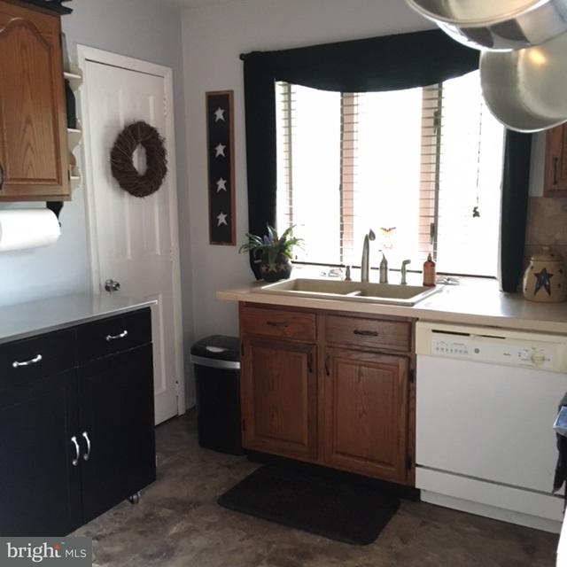 551 B Carsonville Road Halifax, PA 17032 - Photo 8 of 45 #Halifax #17032 #kitchen