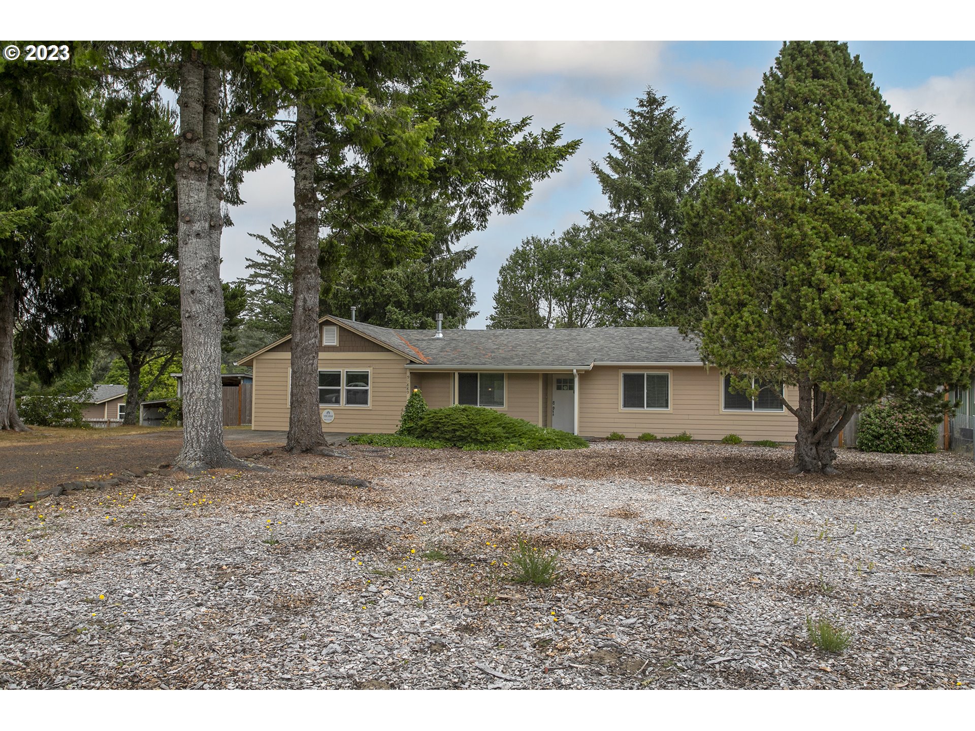 91889 Ridge Road Warrenton, OR 97146 - Photo 4 of 30 Gallery Image 4