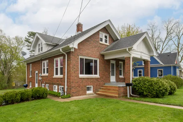 $335,000 | 220 Fox Street, Mukwonago, WI 53149