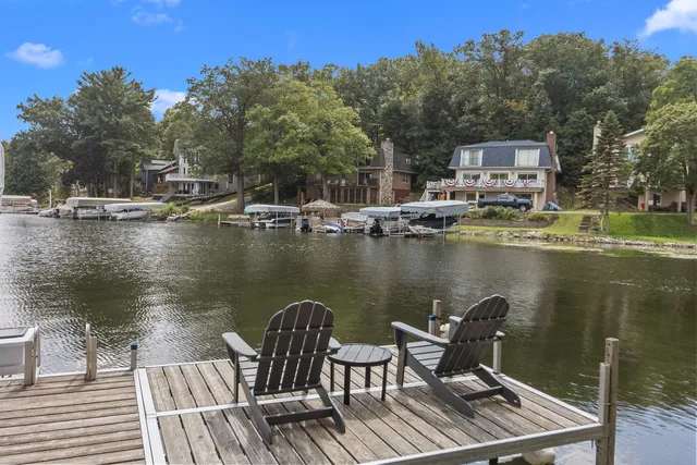 $948,700 | W5495 Rocky Road, La Grange, WI 53121