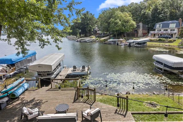 $948,700 | W5495 Rocky Road, La Grange, WI 53121