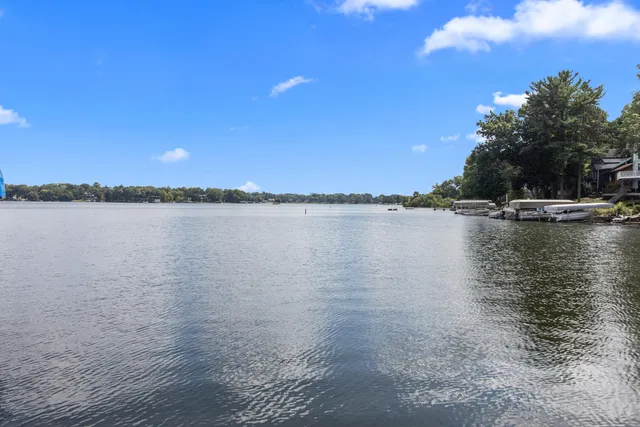 $948,700 | W5495 Rocky Road, La Grange, WI 53121