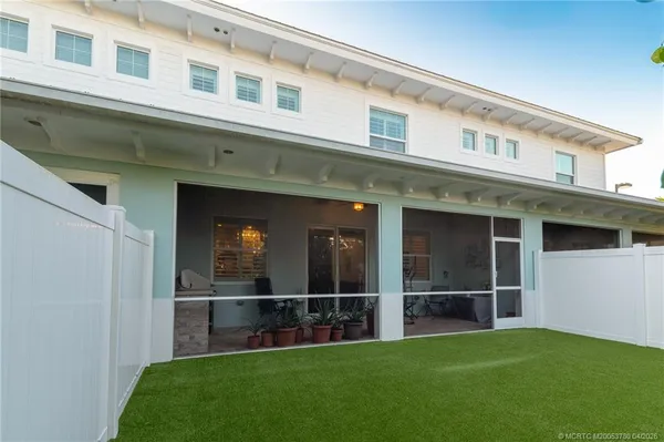 $633,999 | 411 Southeast High School Avenue, Stuart, FL 34994