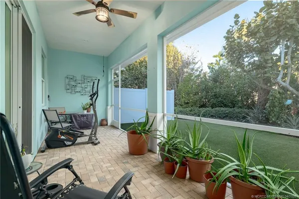 $633,999 | 411 Southeast High School Avenue, Stuart, FL 34994