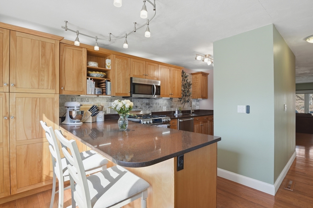 31 Blithewood Avenue, Unit 701 Worcester, MA 01604 - Photo 11 of 35