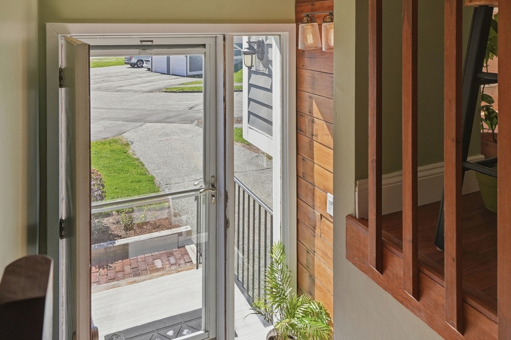 31 Blithewood Avenue, Unit 701 Worcester, MA 01604 - Photo 4 of 35