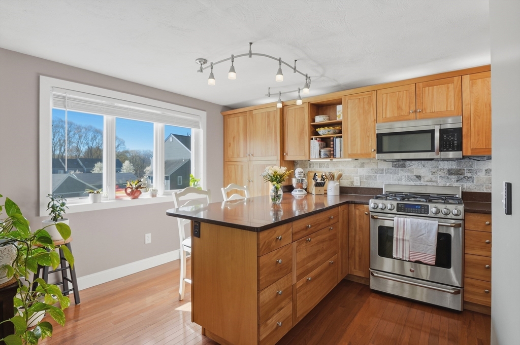 31 Blithewood Avenue, Unit 701 Worcester, MA 01604 - Photo 9 of 35