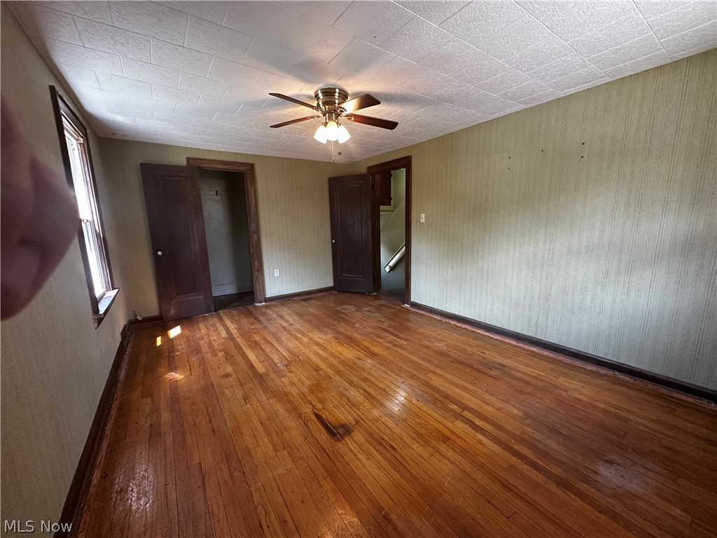 513 West Waterloo Road Akron, OH 44314 - Photo 5 of 29