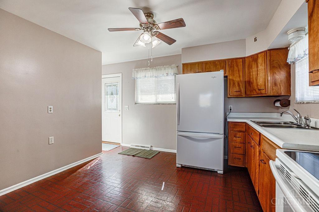 5923 Snyder Road Cincinnati, OH 45247 - Photo 19 of 33 Gallery Image 19