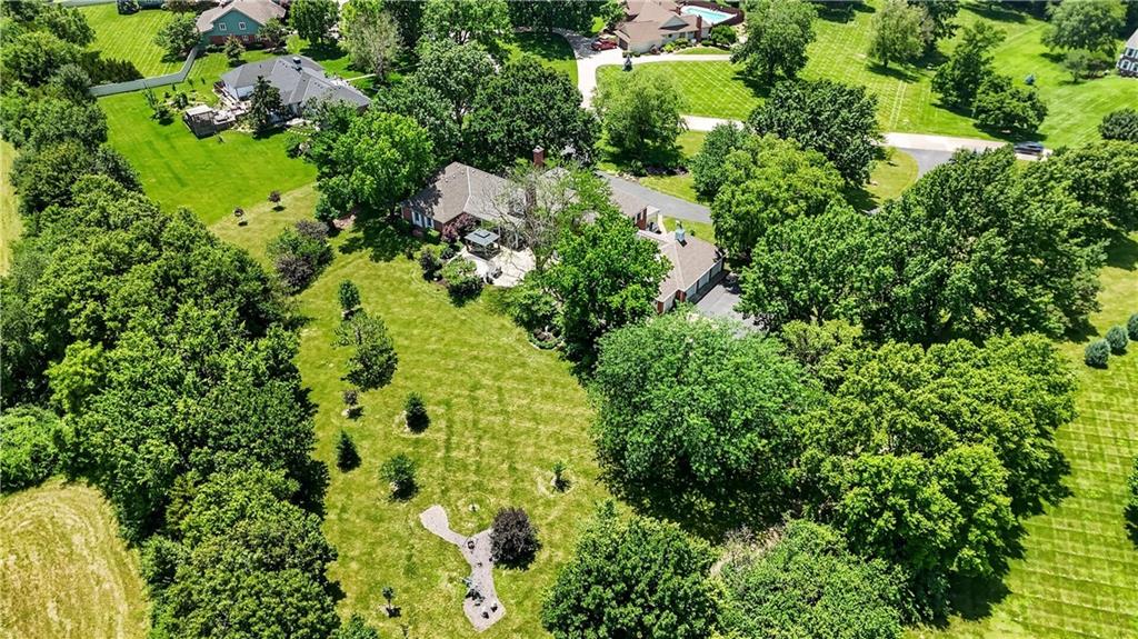1815 Pine Ridge Drive Leavenworth, KS 66048 - Photo 20 of 21