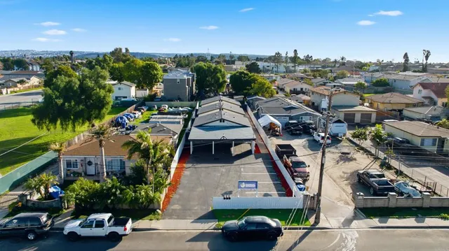 $1,400,000 | 1877 Donax Avenue, San Diego, CA 92154