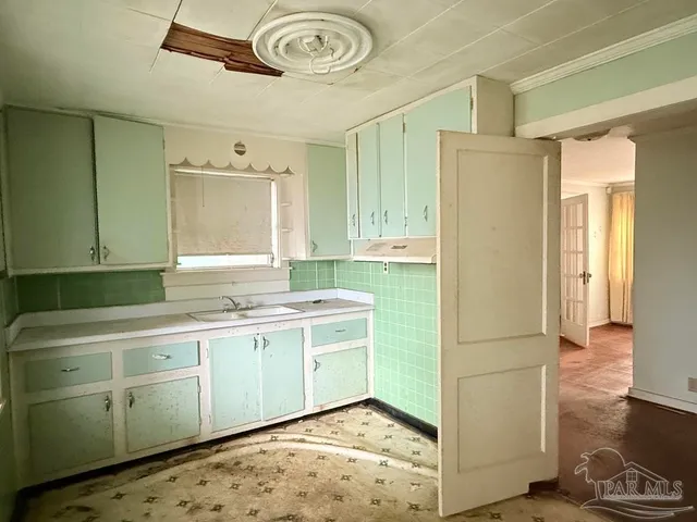 $825,000 | 1312 East Cross Street, Pensacola, FL 32503