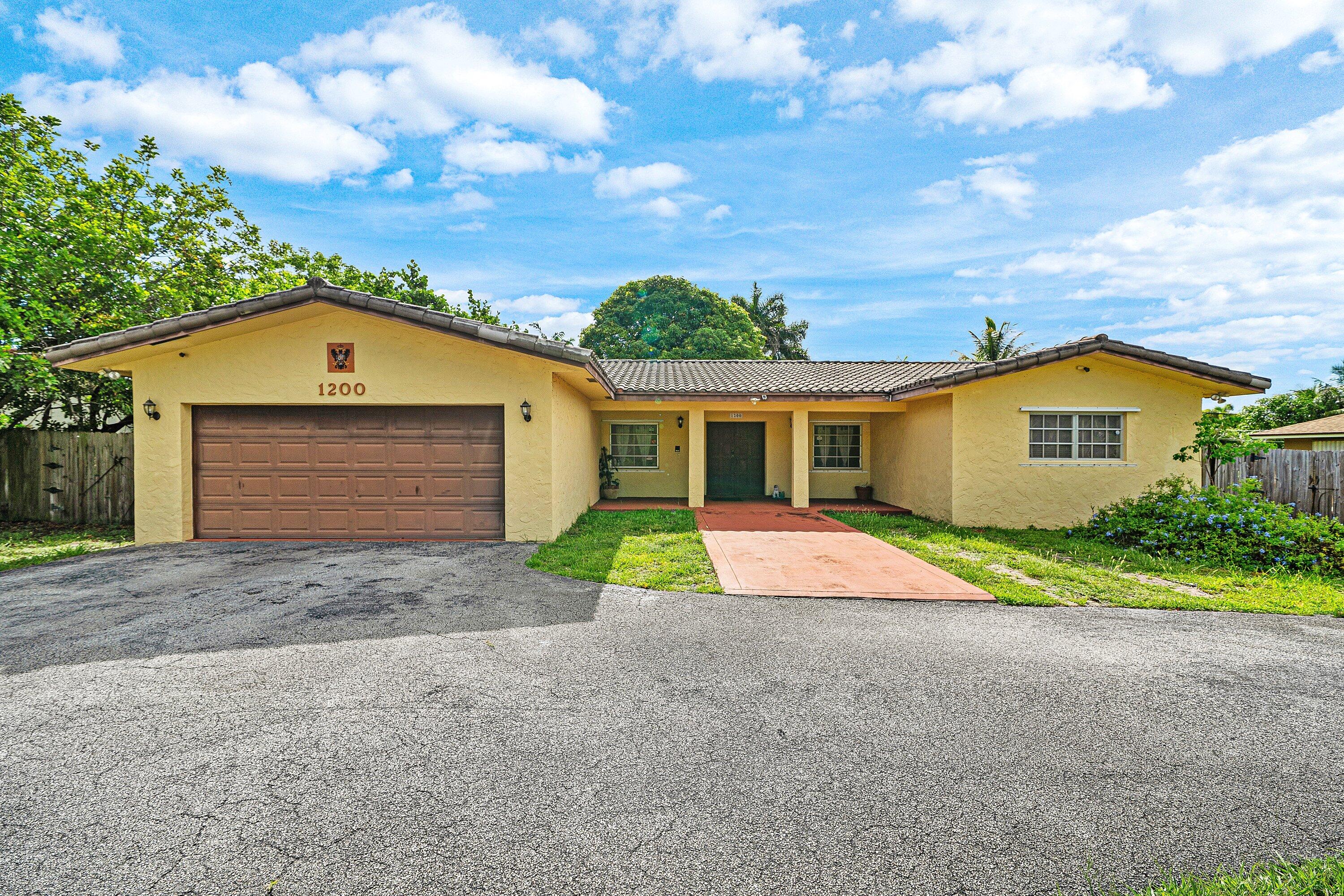 1200 Northwest 4th Avenue Boca Raton, FL 33432 - Photo 8 of 24 001-1200Northwest4thAvenue-BocaRaton-FL-