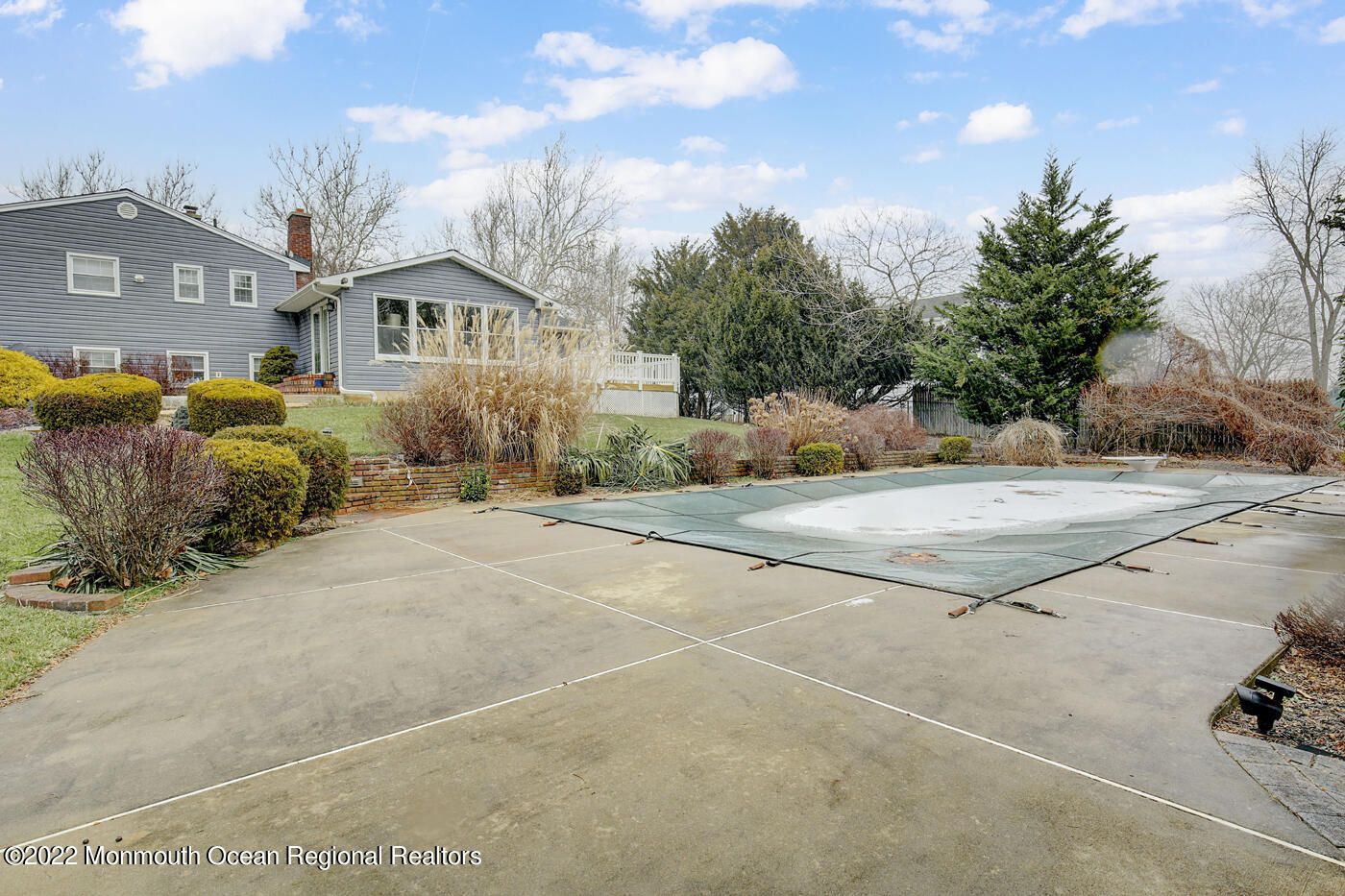 348 Bennington Road Freehold, NJ 07728 - Photo 32 of 40 35 - Backyard