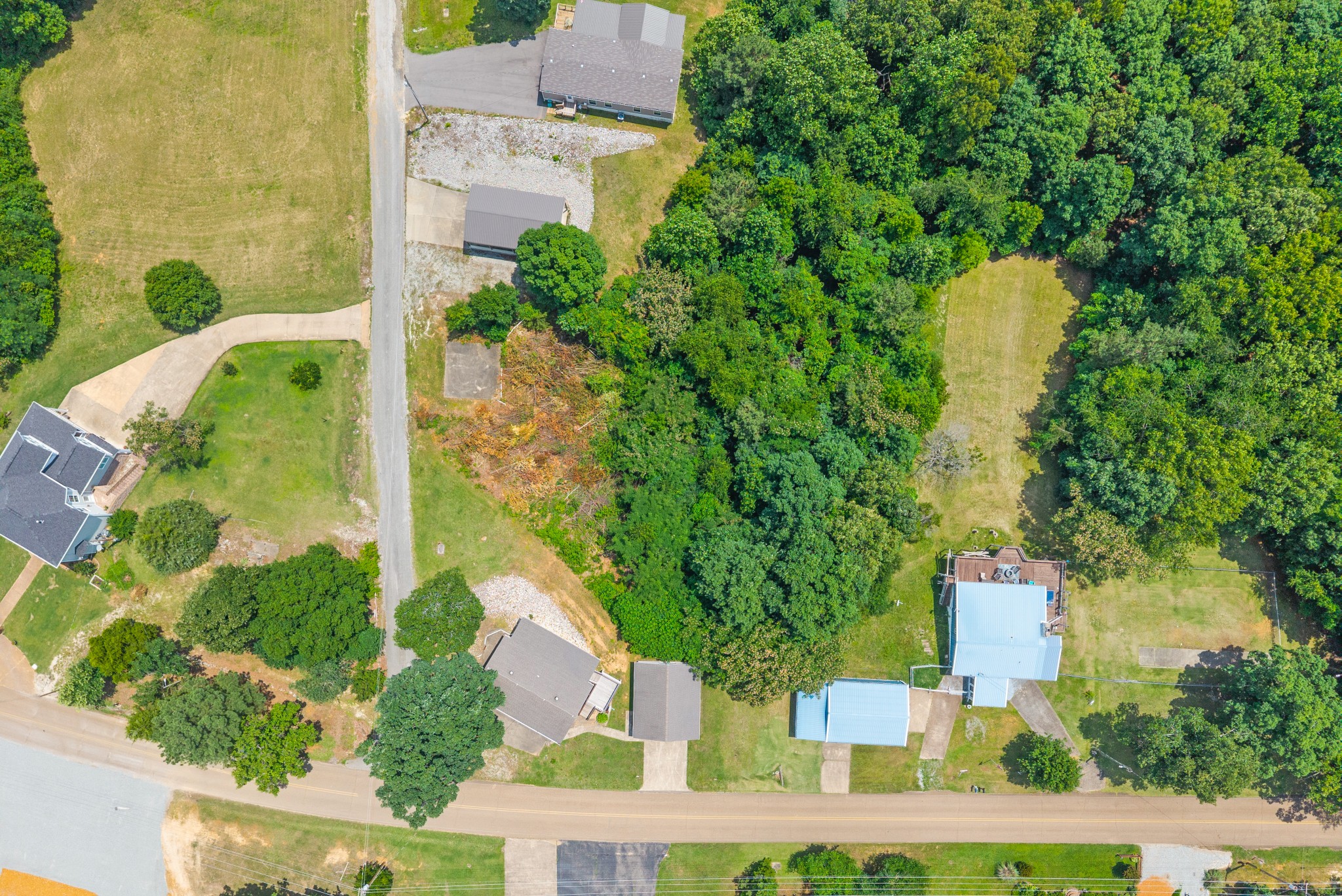 1060 Cypress Road Buchanan, TN 38222 - Photo 40 of 49