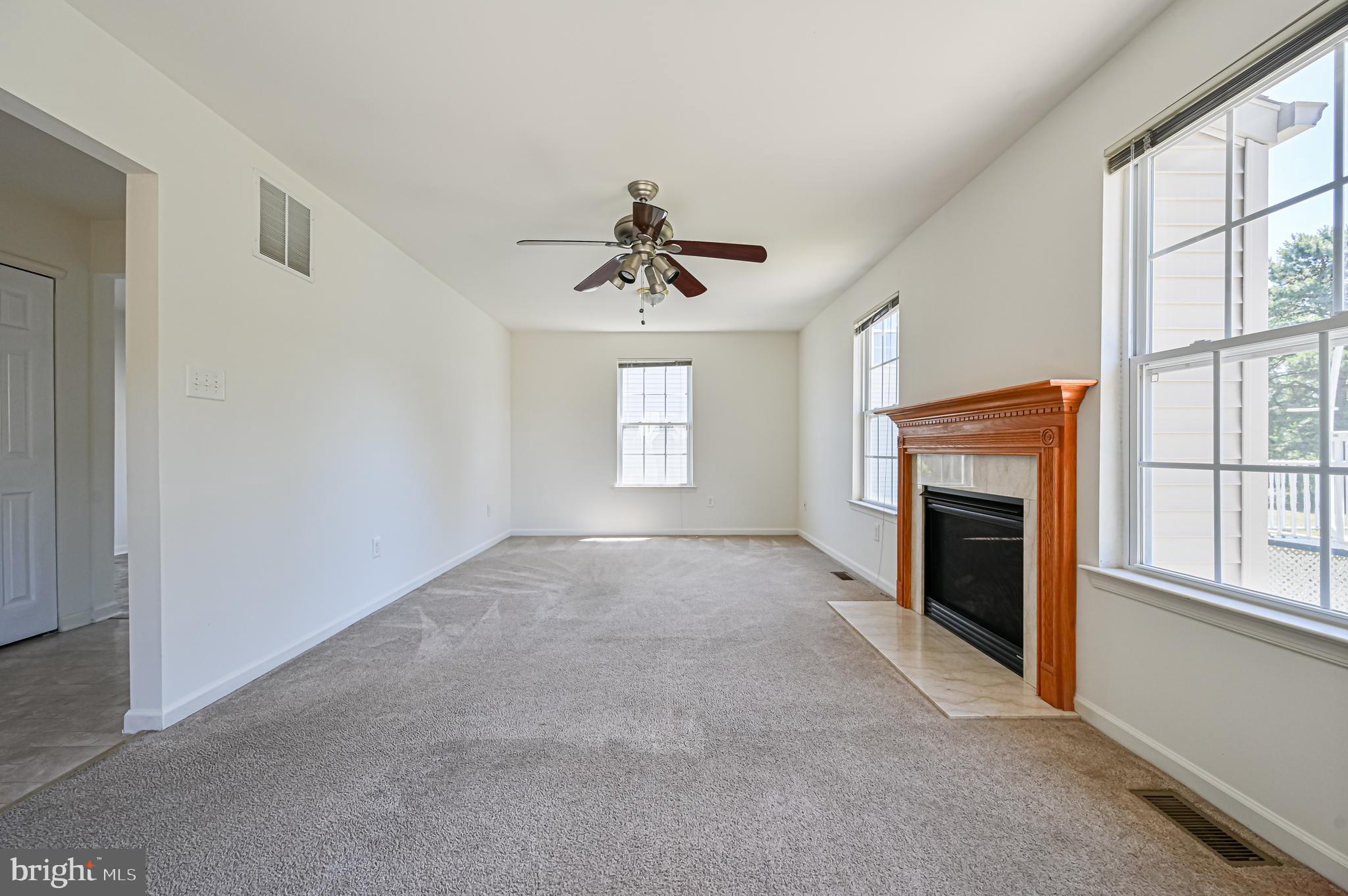 166 Hayes Mill Road Atco, NJ 08004 - Photo 7 of 50 Family Room